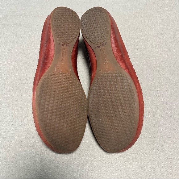 Pikolinos Leather Mary Jane Flats Size 39 8.5–9 Red Cutout Floral Comfort Shoes - Picture 12 of 15